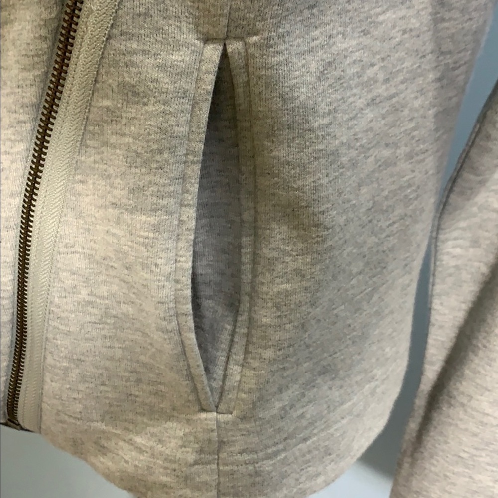 Loft Jacket - Picture 3 of 7